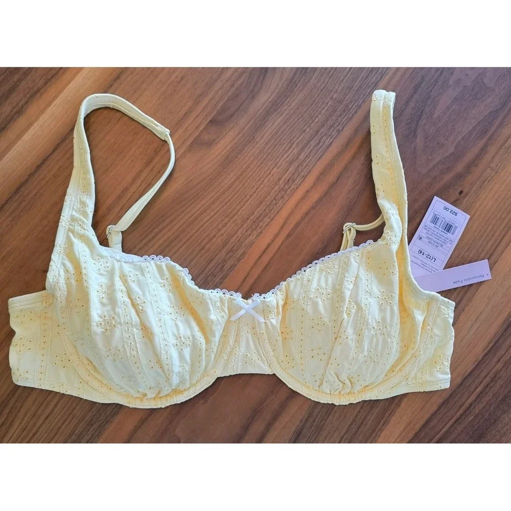 Wild Fable Yellow Eyelet Underwire Swimsuit Top Size L 12-14 NWT  Lace (249)